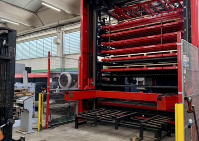 Sistema automatico di carico e scarico lamiere per impianto laser - Slimec